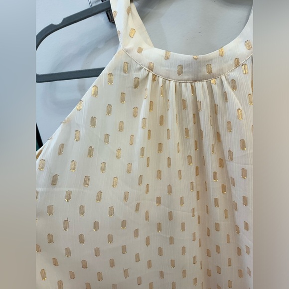 Sleeveless Torrid Shirt cream and Metallic Gold size 2 - Picture 2 of 8